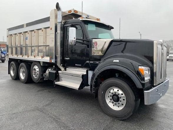 2026 Kenworth W990 image 2