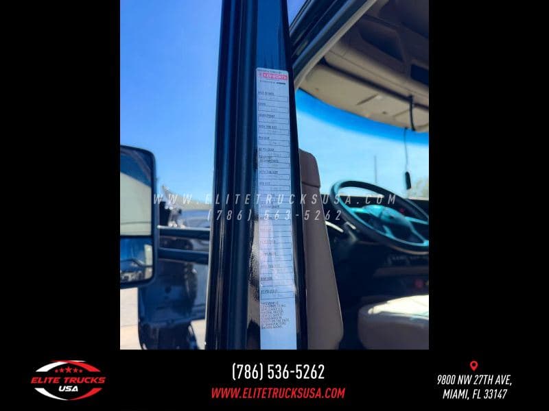 2019 Kenworth T600 image 38