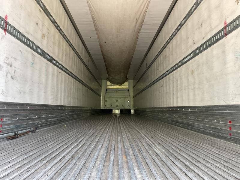 2016 Utility 3000R image 3