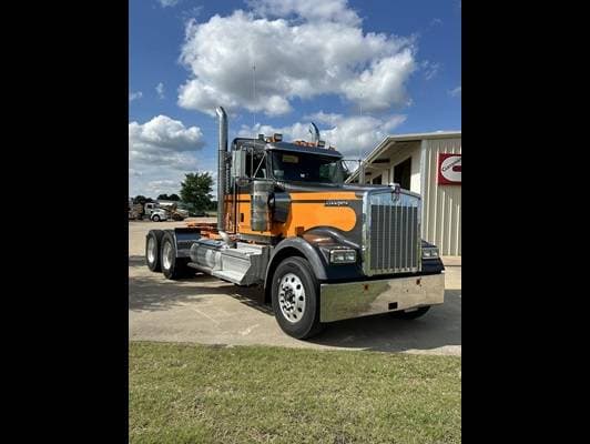 2025 Kenworth W9 Series