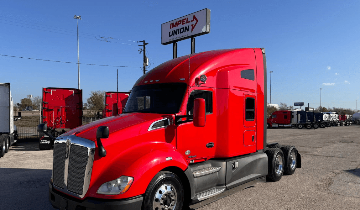 2020 Kenworth T680 image 1