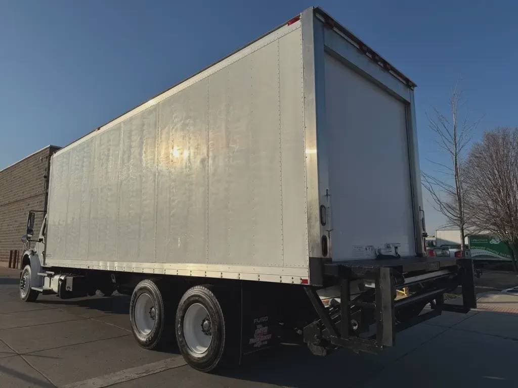 Used 2015 FREIGHTLINER Reefer/Refrigerated Truck, Expeditor-Hotshot, Catering Truck - Food Truck - BUSINESS CLASS M2 106  image 5