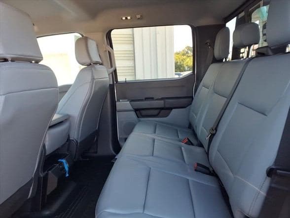 2025 Ford F450 image 19