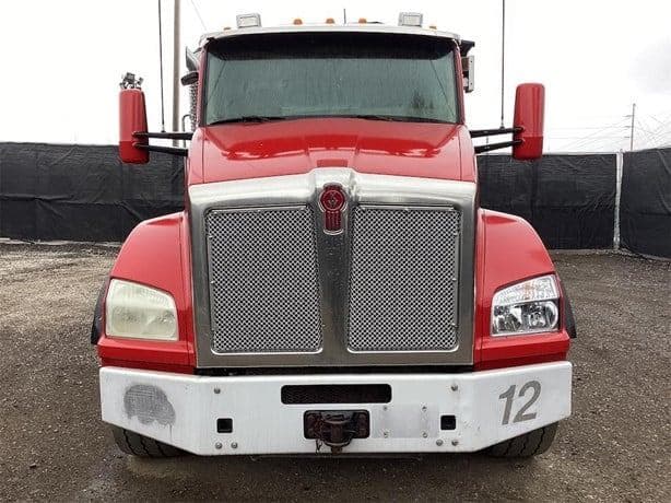 2017 Kenworth T880 image 8