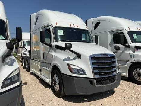 2020 Freightliner Cascadia image 1