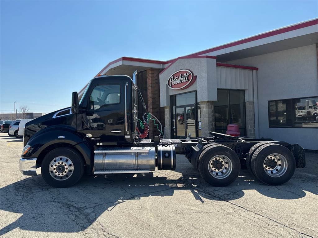 2019 Kenworth T680 image 3