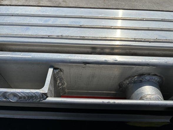 2025 Mac Trailer Mfg 1650 Cft image 6