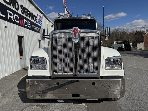 2026 Kenworth W990 image 7