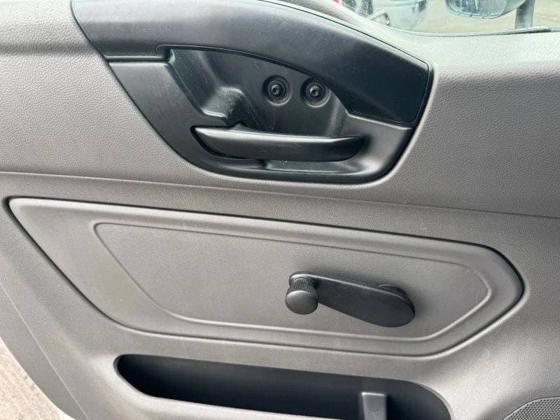 2019 International MV607 image 24