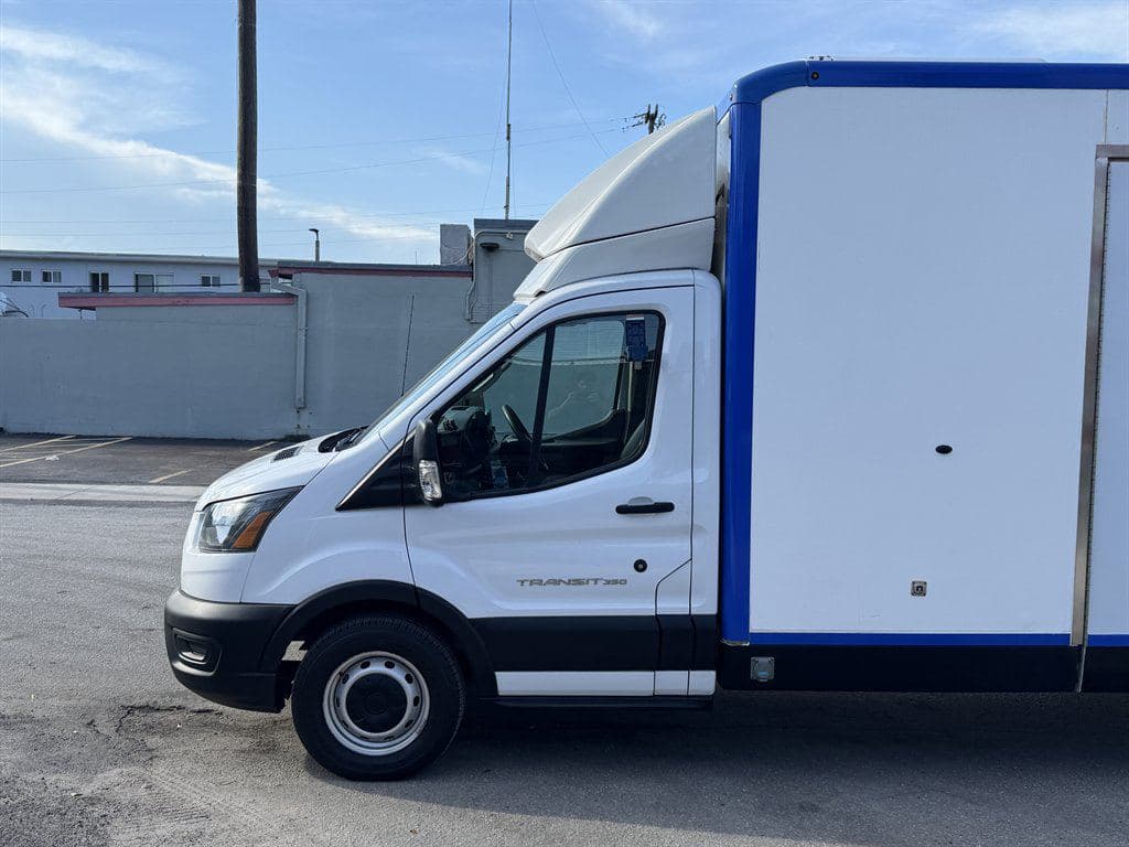 2023 Ford Transit T-350 image 7