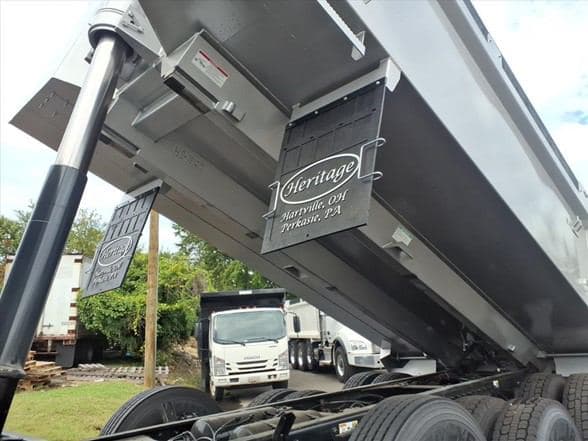 2026 Kenworth T880 image 10