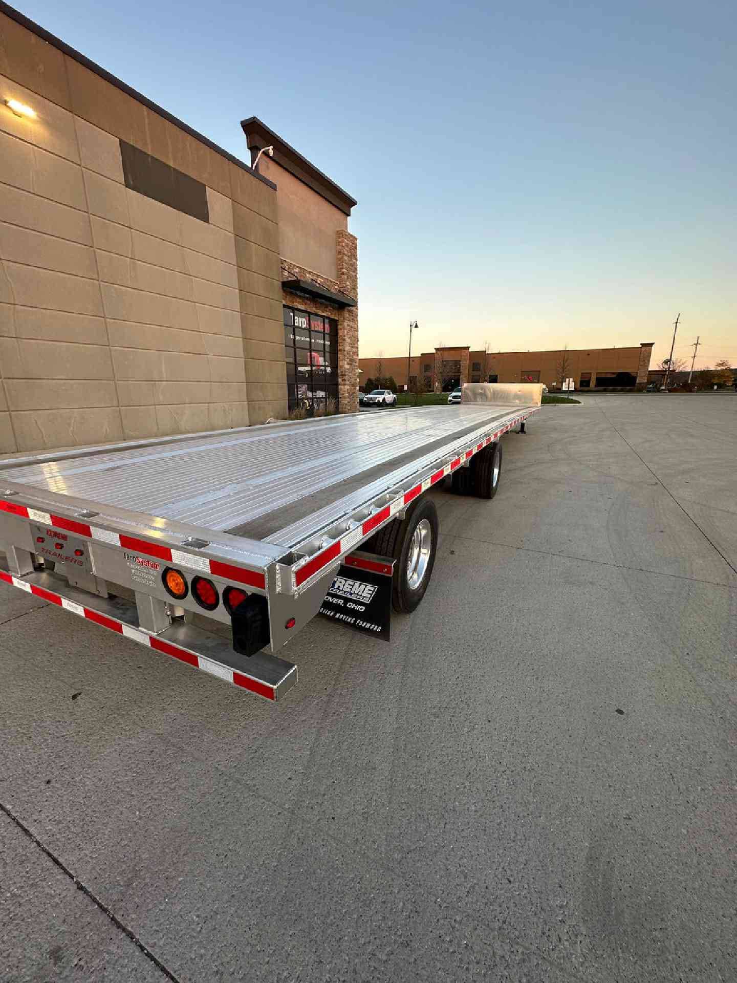 2027 Extreme XS60 Step Deck Low Pro R17.5 image 6