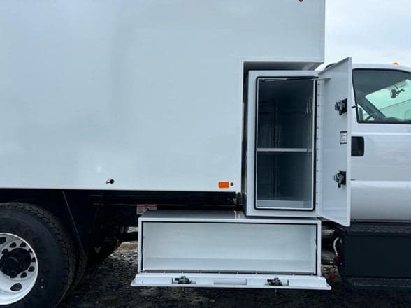 2025 Ford 4143D image 8