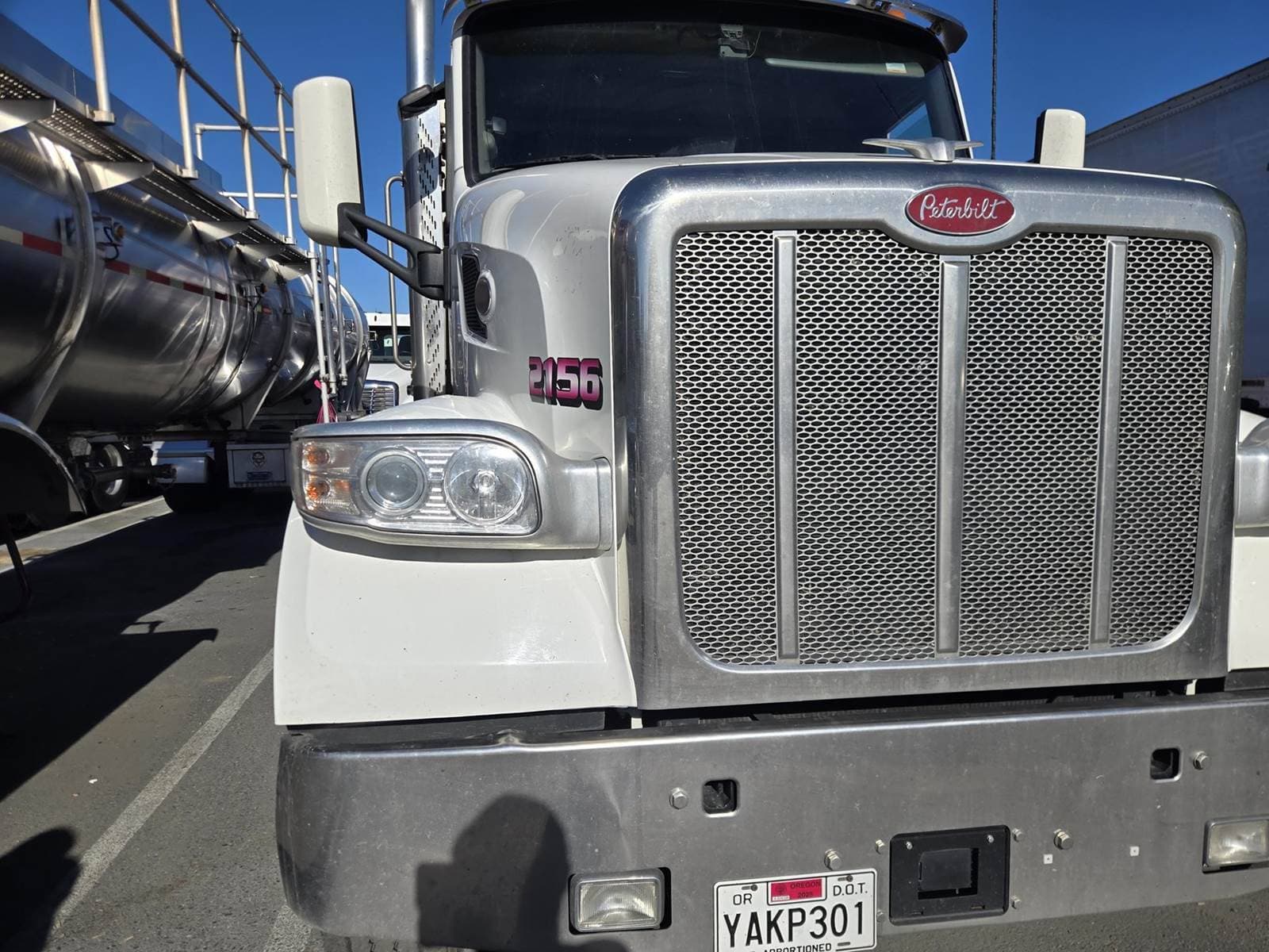 2022 Peterbilt 567 image 4