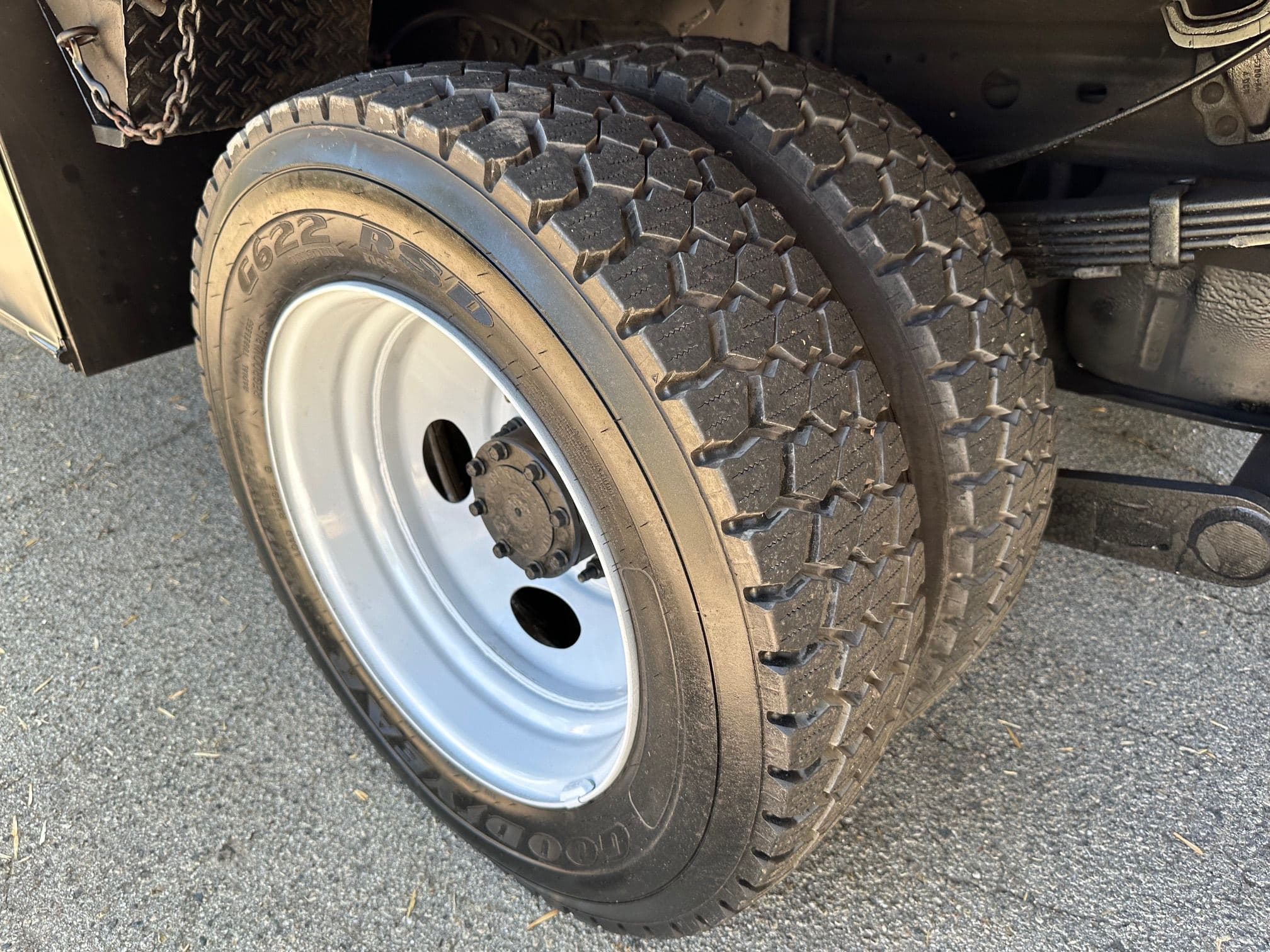 2007 Ford F-550 Bucket Truck image 26