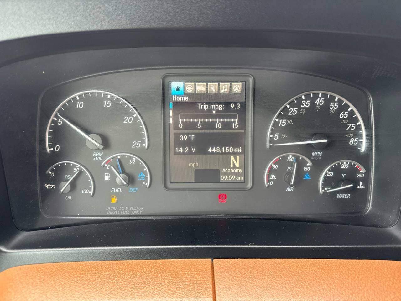 2019 Freightliner Cascadia image 11