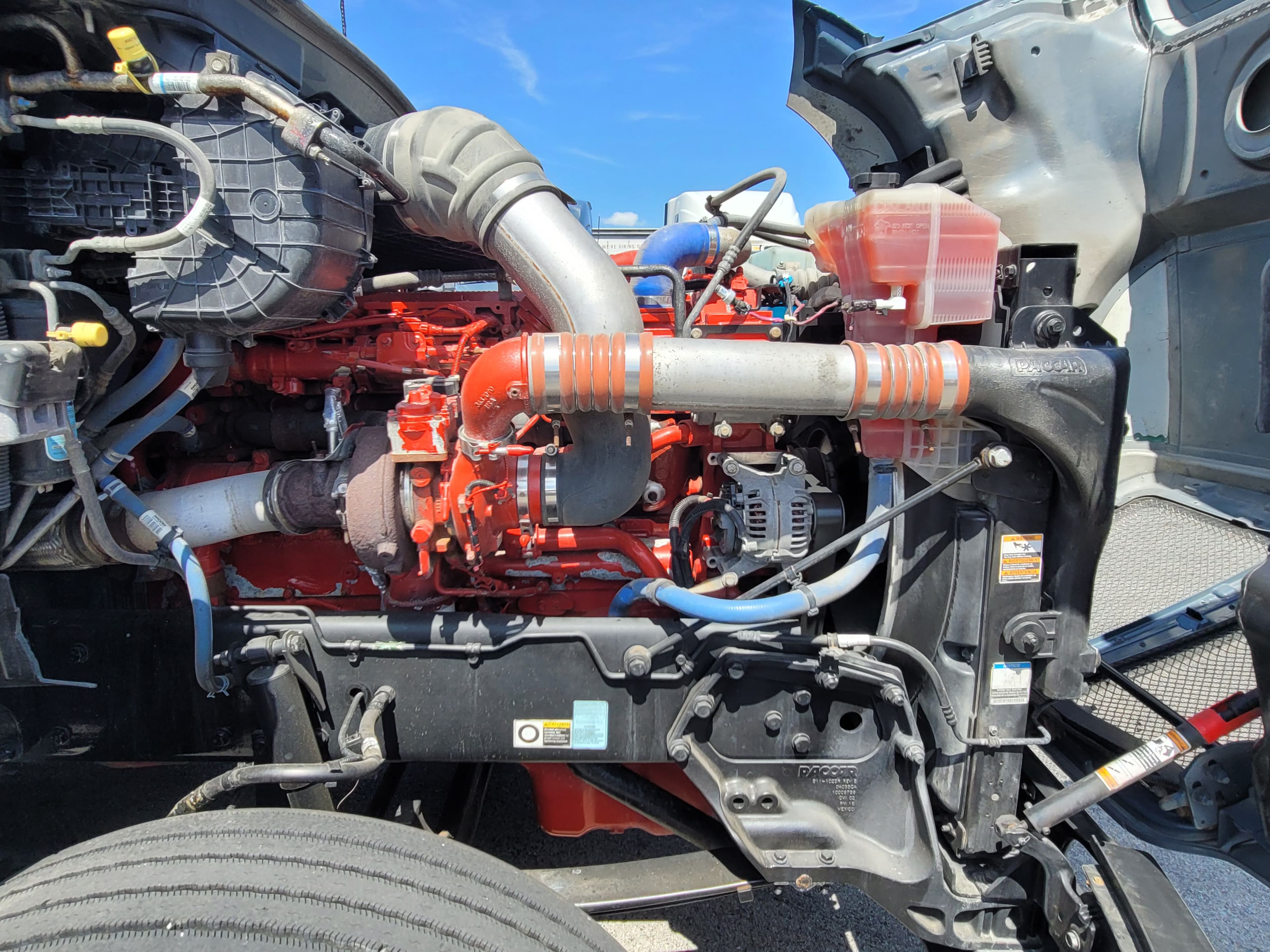 2022 Kenworth T680 image 6