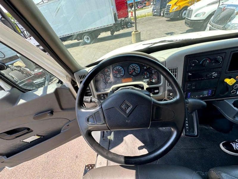 2019 International 4300 image 28