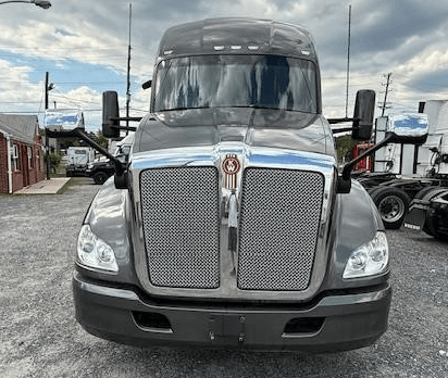 2020 Kenworth T680 image 3