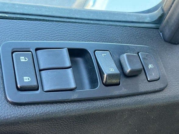 2025 Kenworth T880 image 6