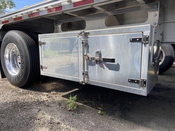 2025 MAC TRAILER MFG ROAD WARRIOR TNH68633LAK Web image 6