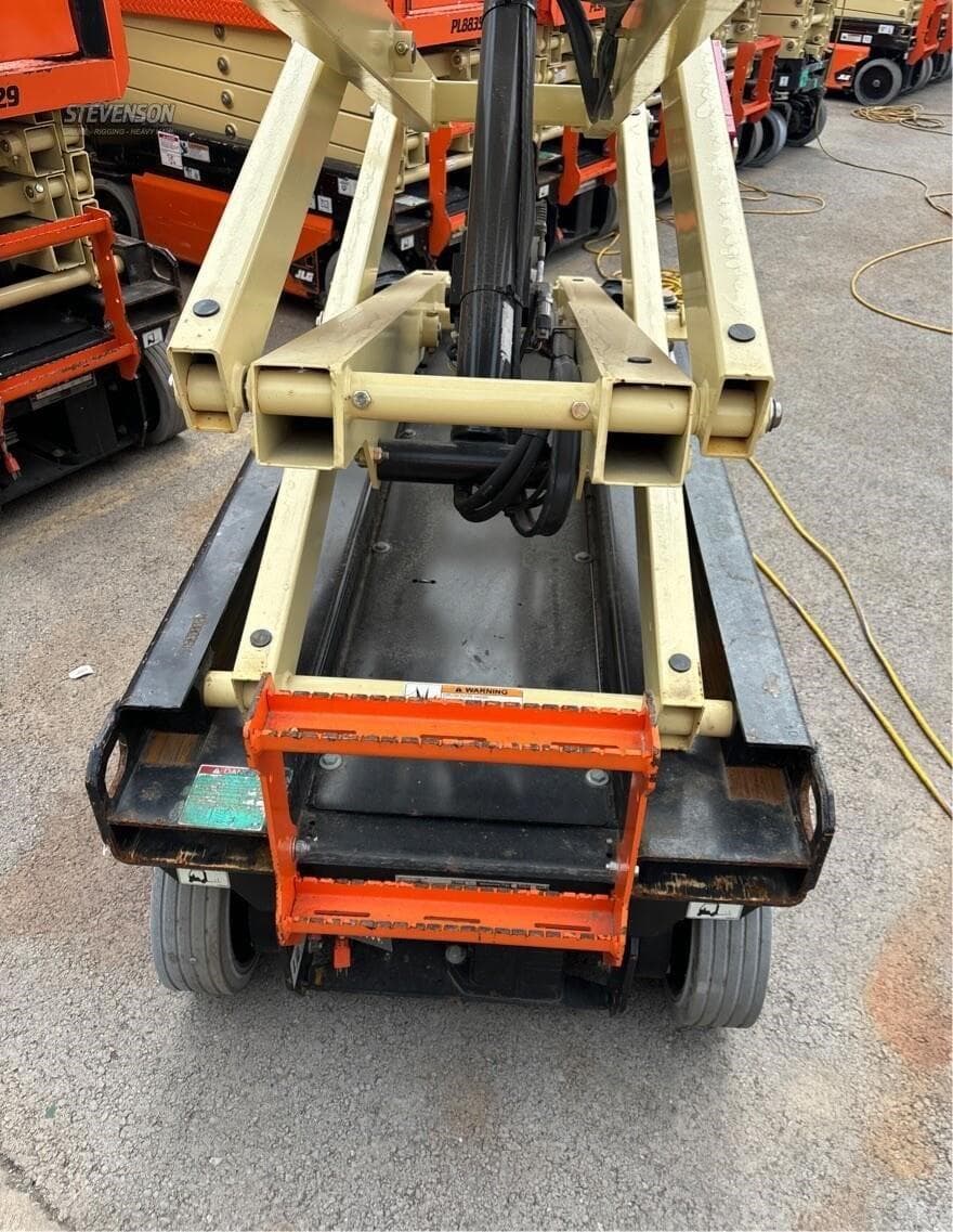 2021 JLG R1932i PL9195 image 9