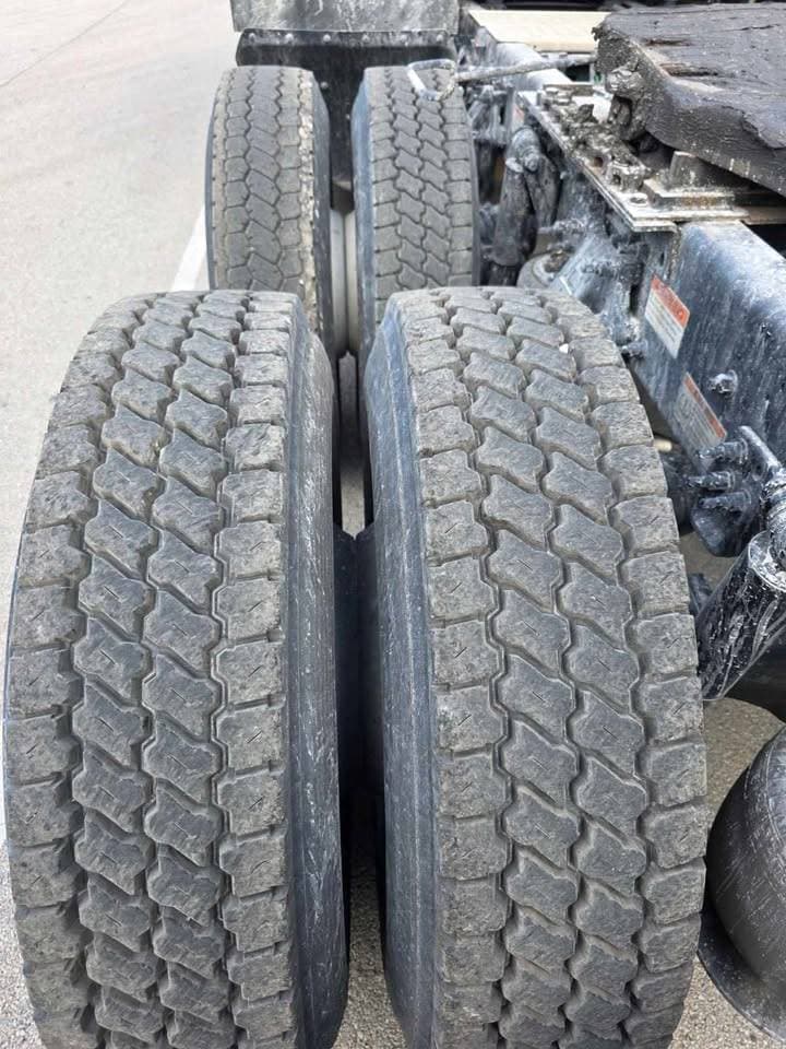 2020 Freightliner Cascadia image 6