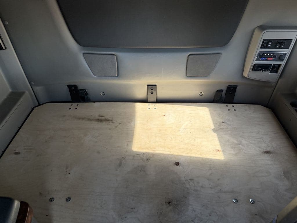 Used 2022 INTERNATIONAL LT625 image 19