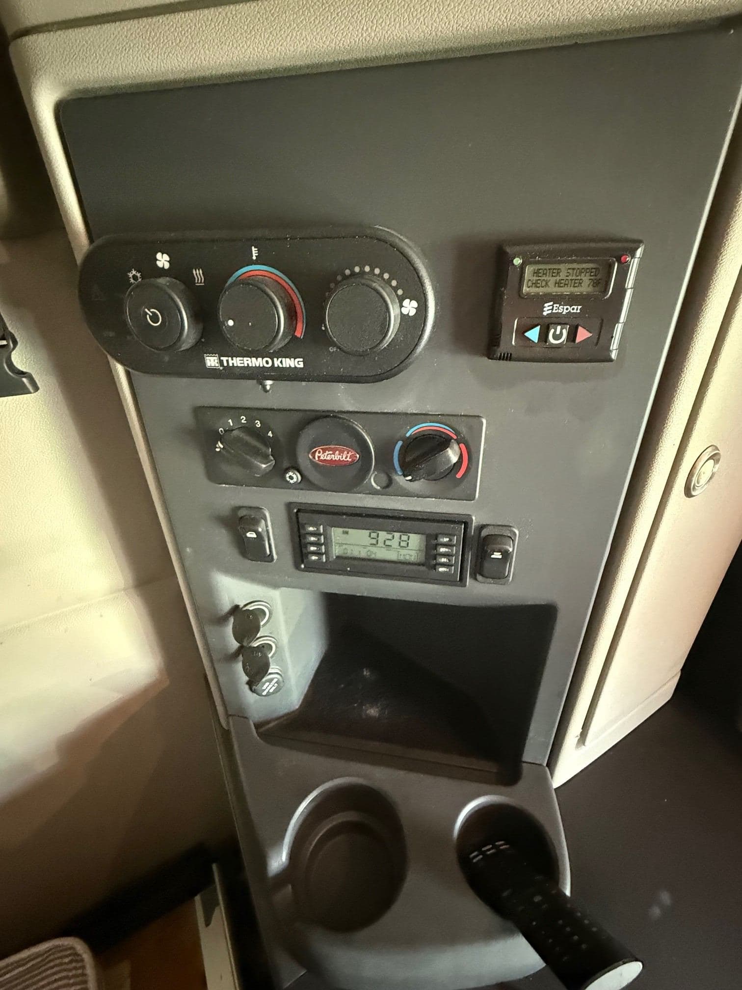 2020 Peterbilt 579 image 9