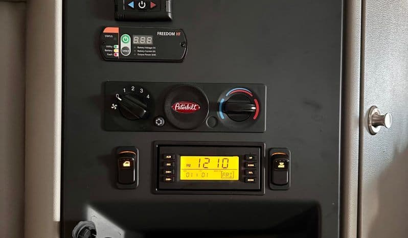 2024 Peterbilt 579 image 12
