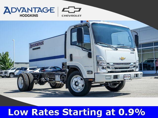 2025 Chevrolet 5500 XG LCF Gas Work Truck 150" Wheelbase Cab Chassis image 1
