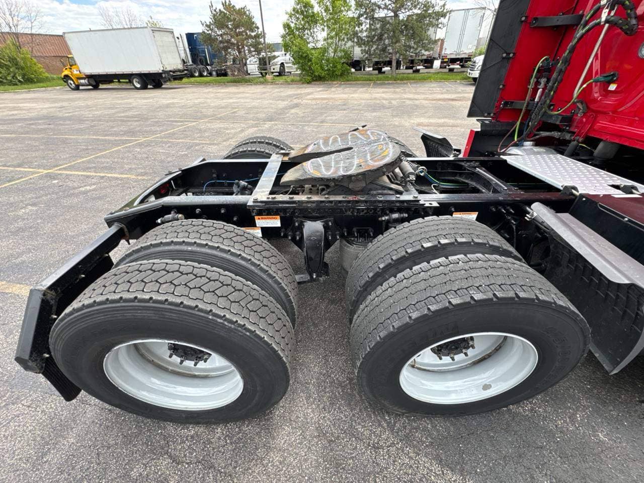 2023 Freightliner Cascadia 126 image 10