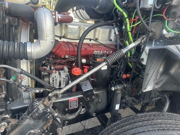 2014 Mack CXU (Pinnacle) image 16