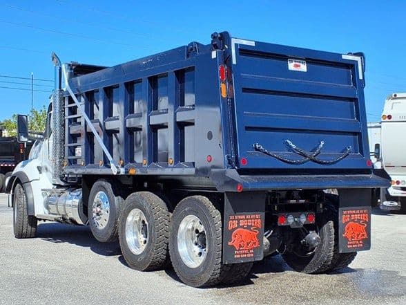 2025 Kenworth T880 image 6