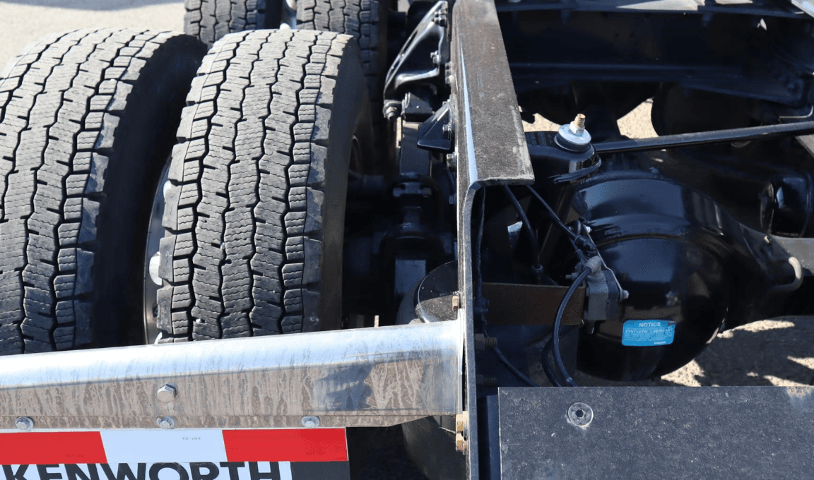 2020 Kenworth W9 Series image 5