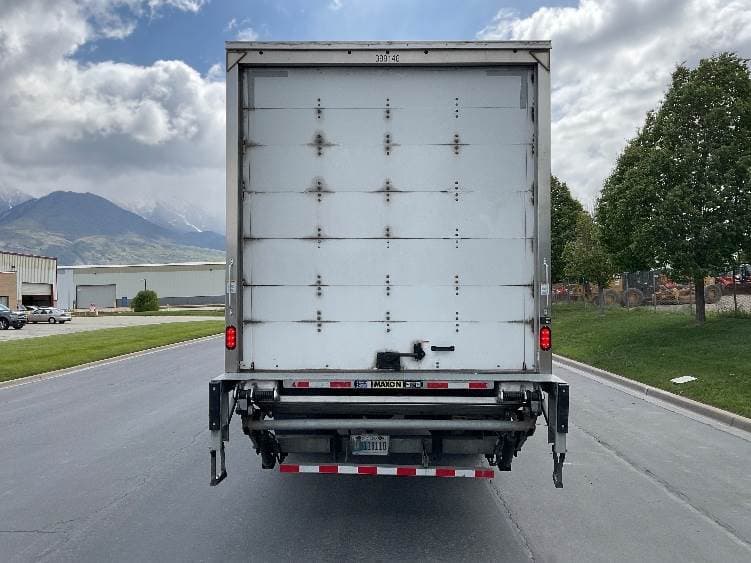 2022 International MV607 Box Truck - 220HP, 6 Speed Automatic, Roll up Door image 7