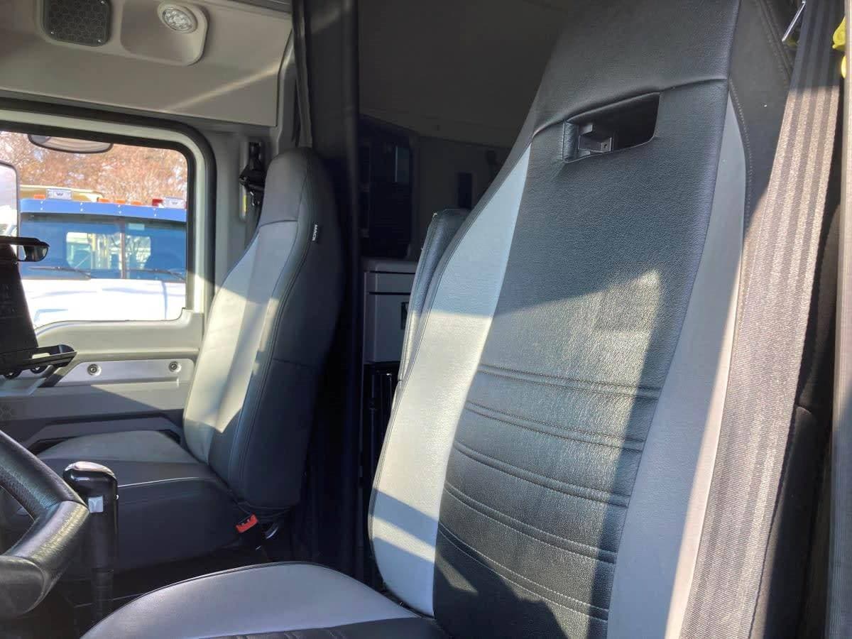 2020 Mack Anthem 64T Sleeper Semi Truck - 70" Condo Sleeper, 505HP, 18 Speed Manual image 12