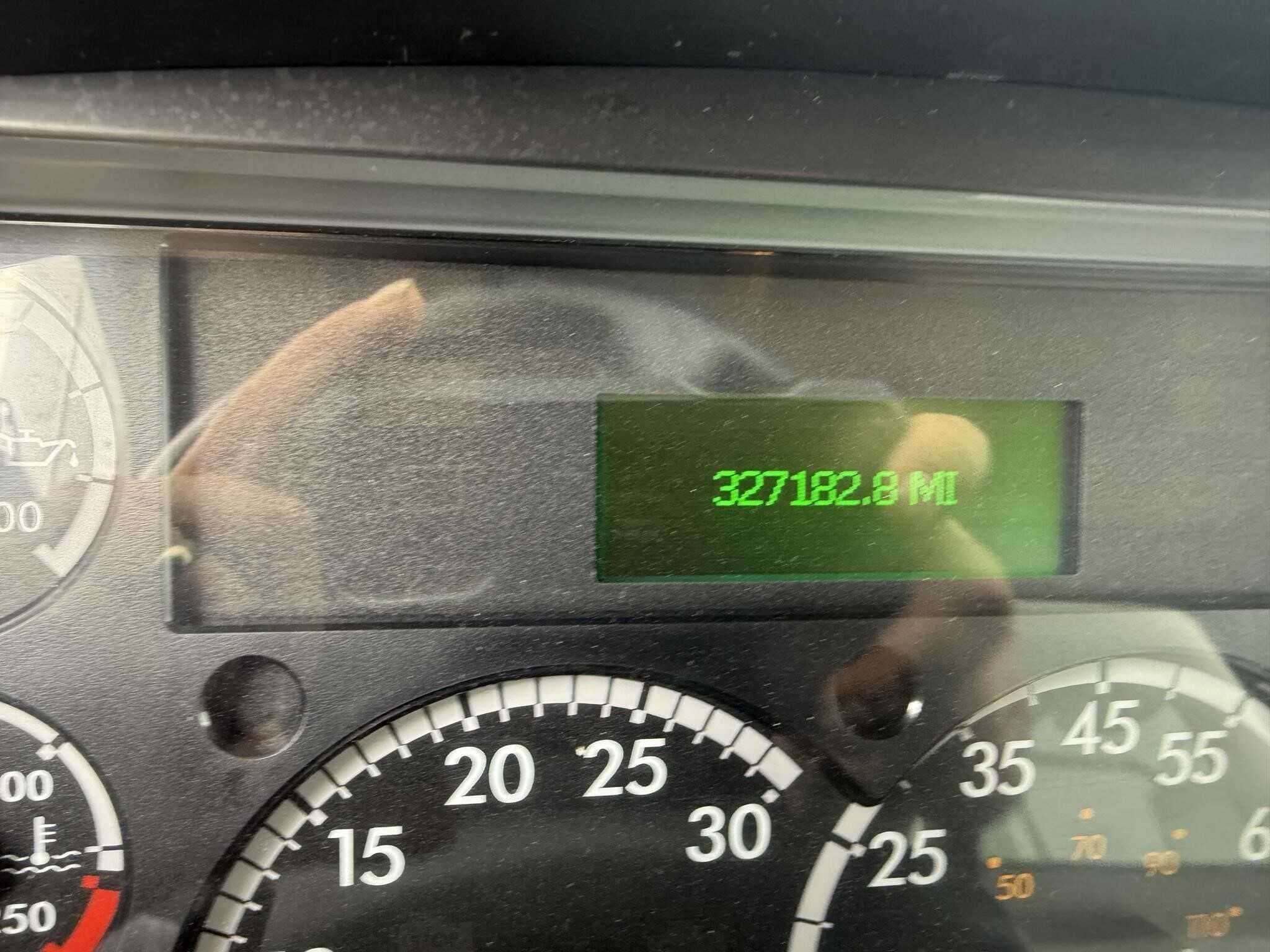 2021 Freightliner M2 image 5