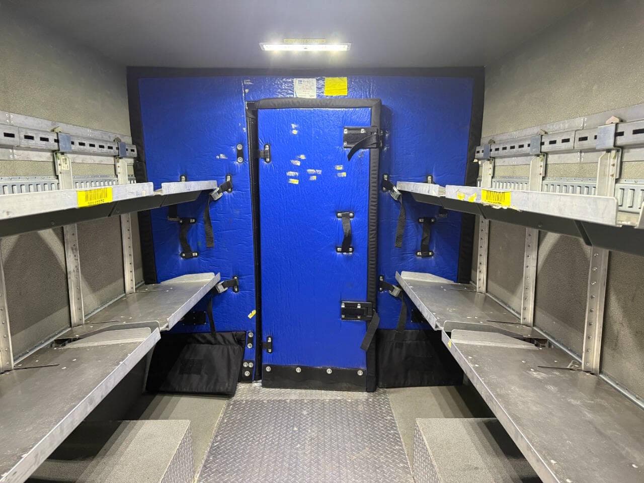 2018 Freightliner MT45 image 15