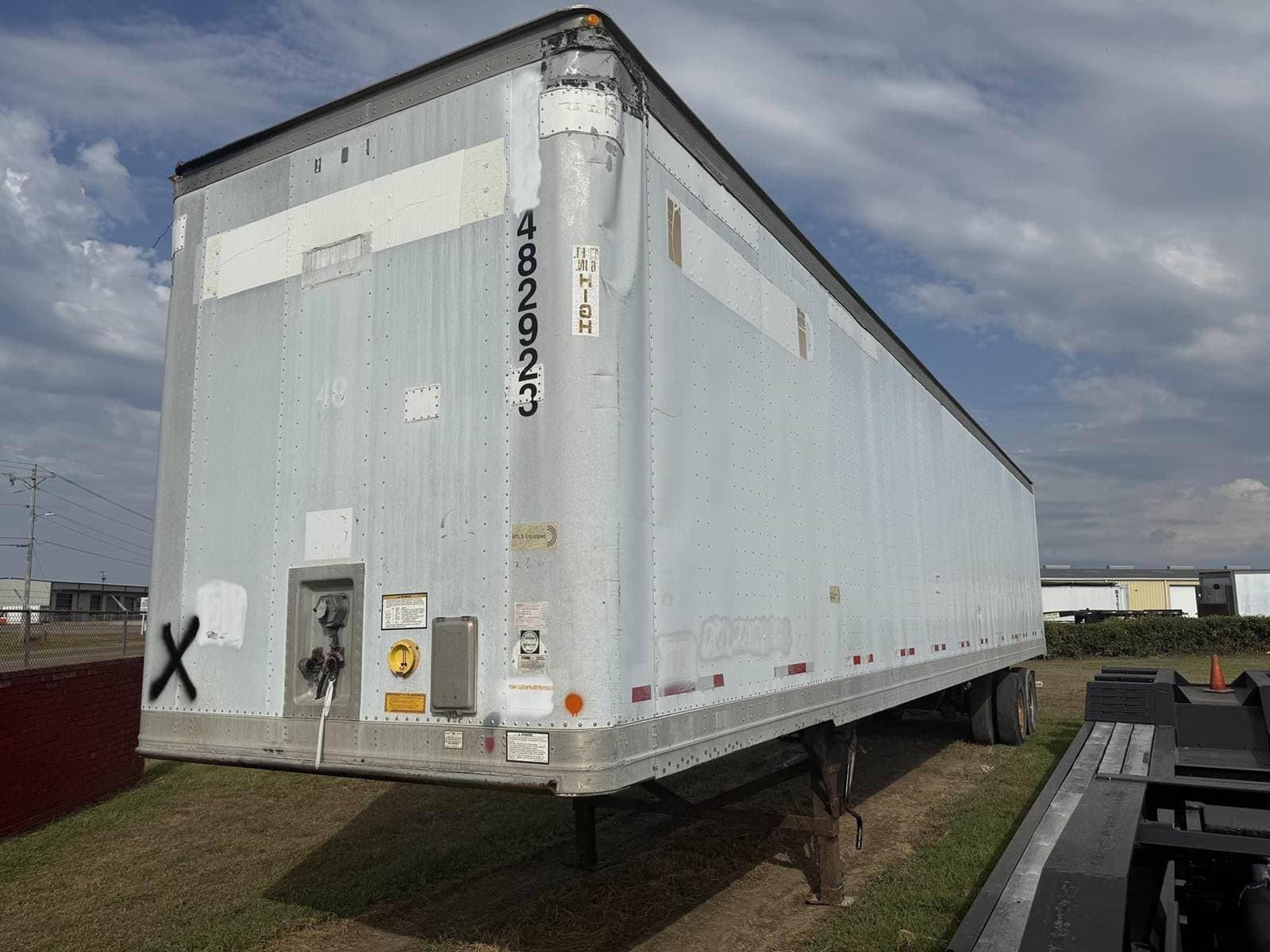 2000 Great Dane 48 ft Dry Van Trailer image 1