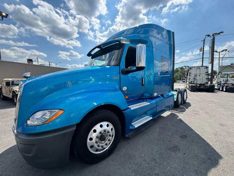 2019 International 1652 image 3