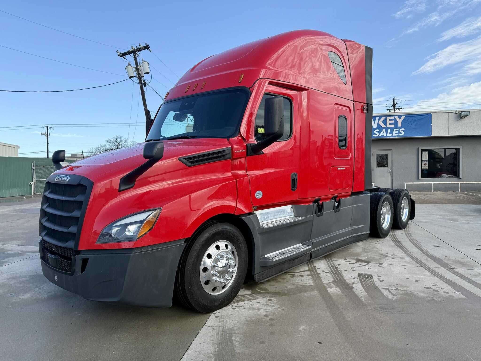 2022 Freightliner Cascadia 126 image 1
