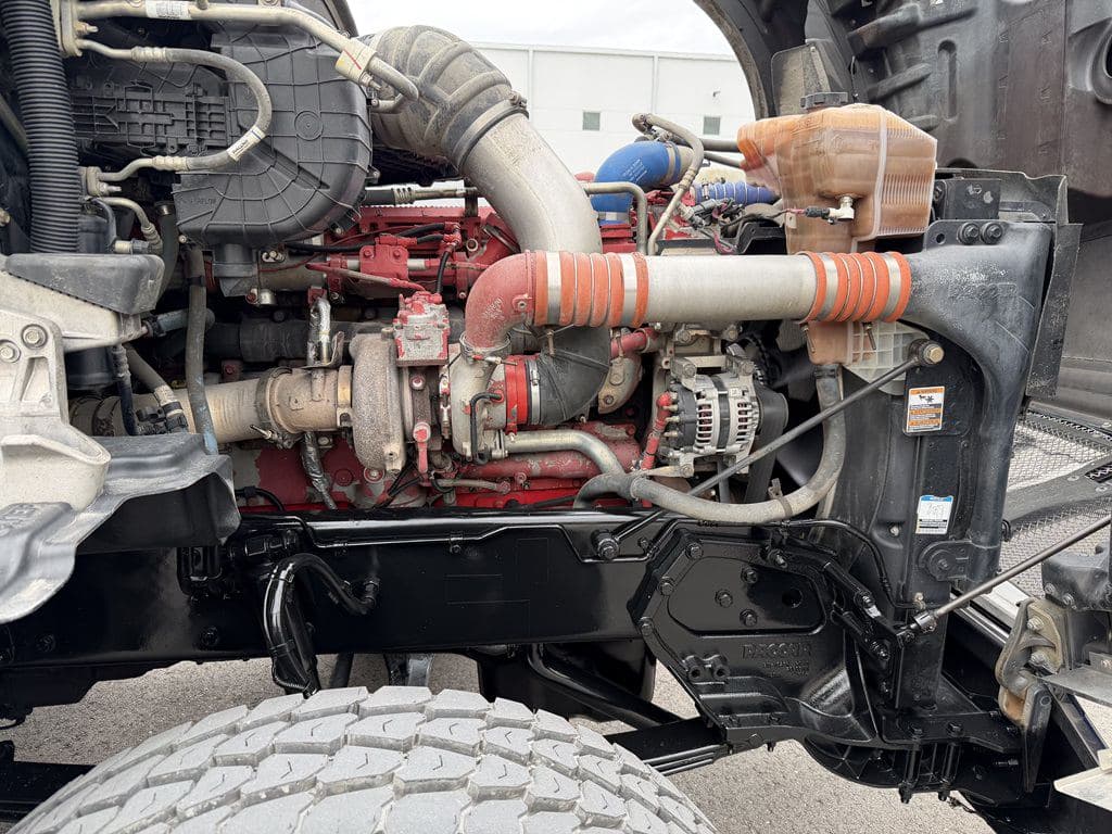 Used 2020 KENWORTH T880 image 15
