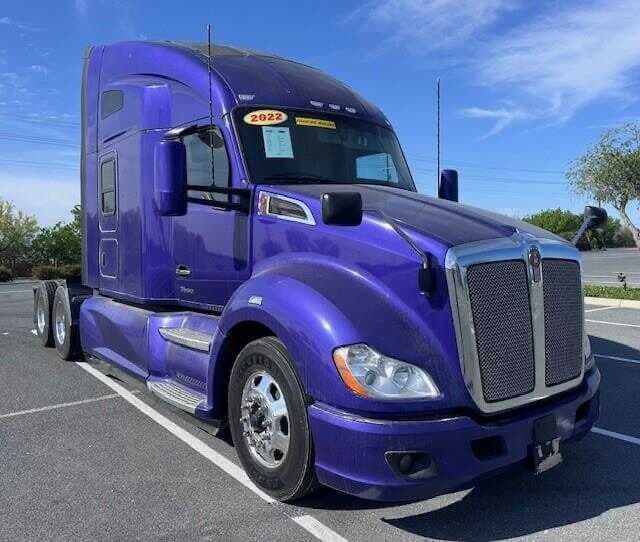 2022 Kenworth T680 image 3