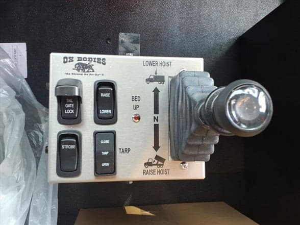 2025 Kenworth T880 image 23