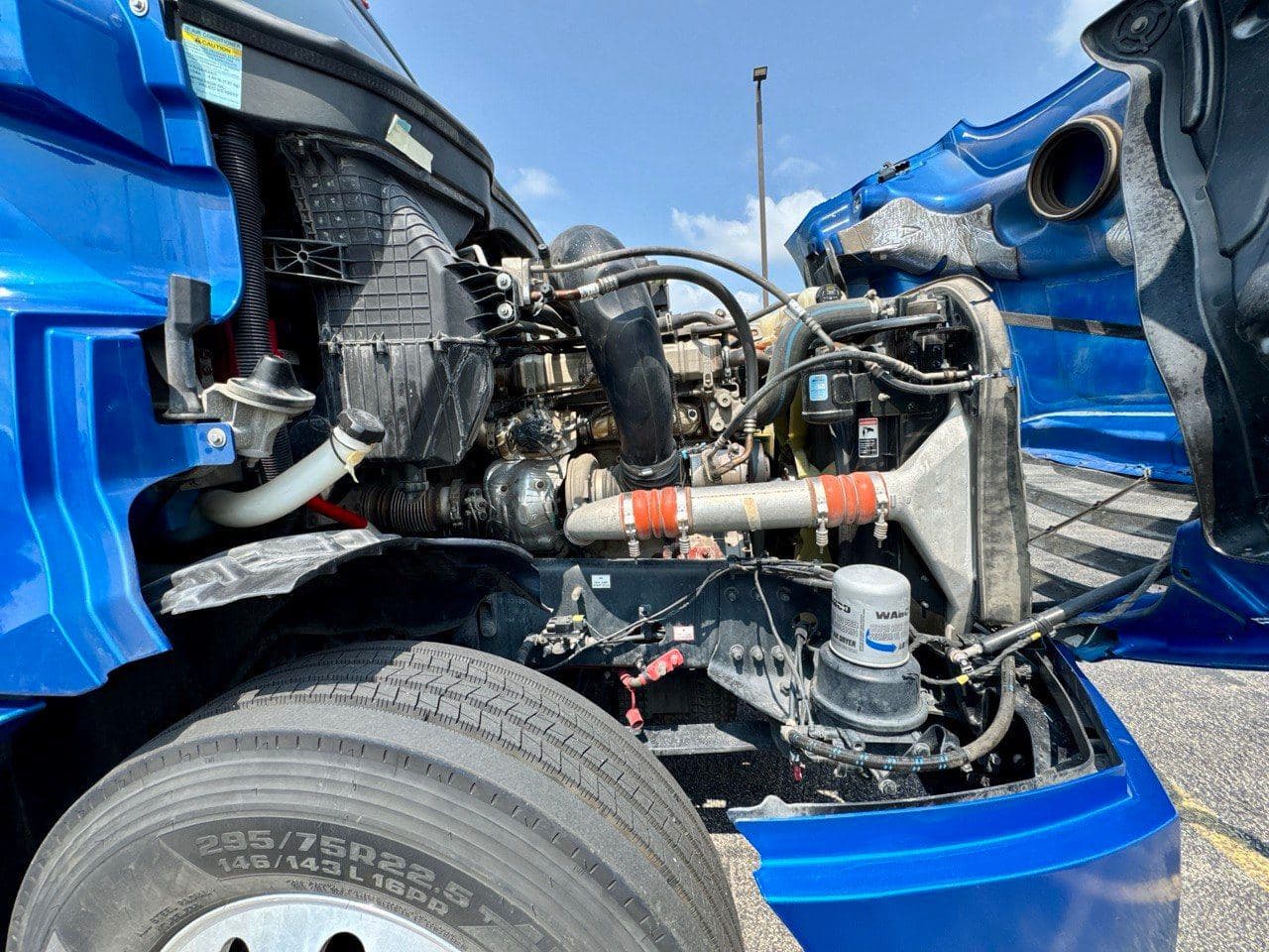 2022 Freightliner Cascadia 126 image 8