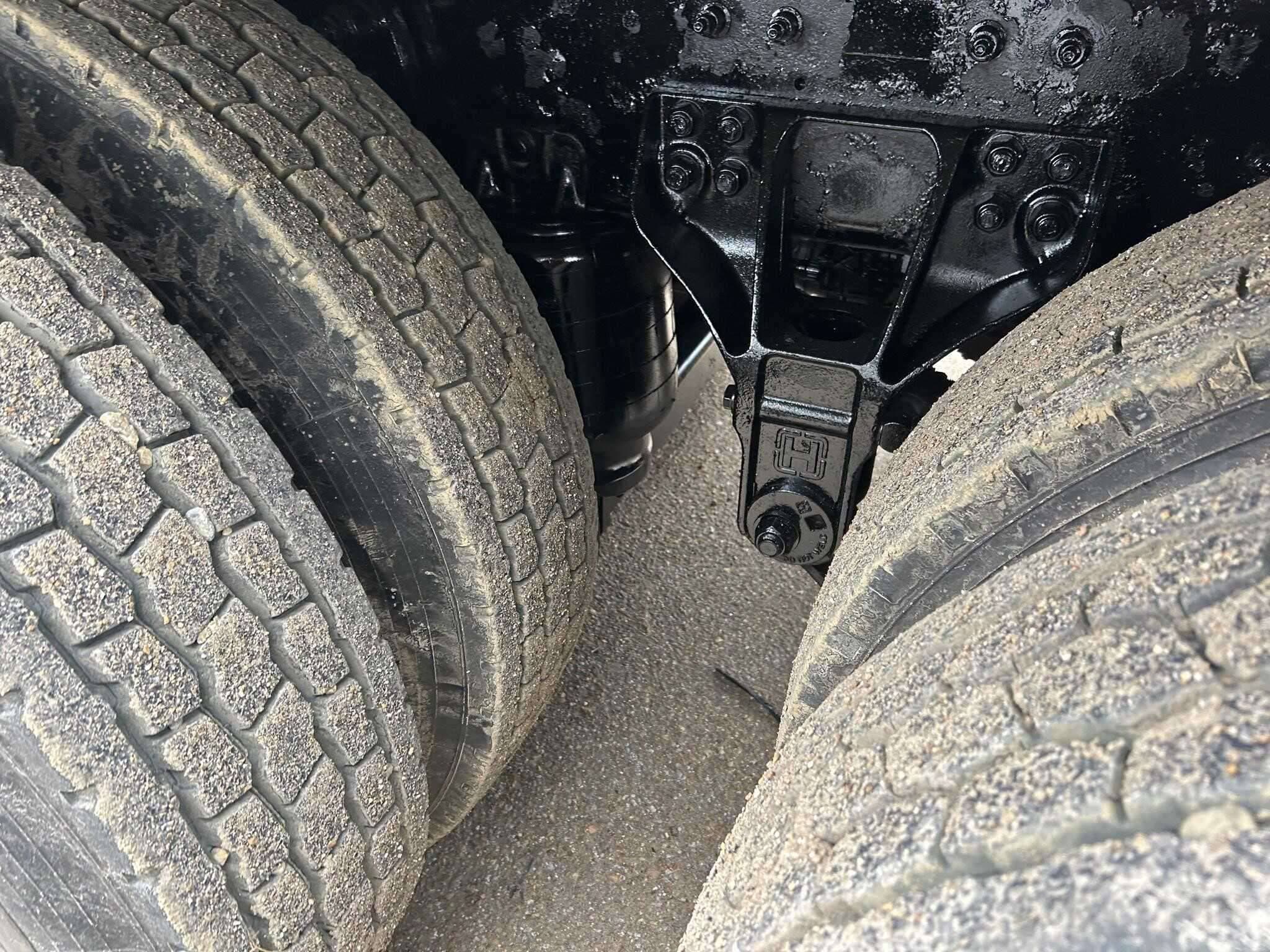 2016 Kenworth T880 image 7