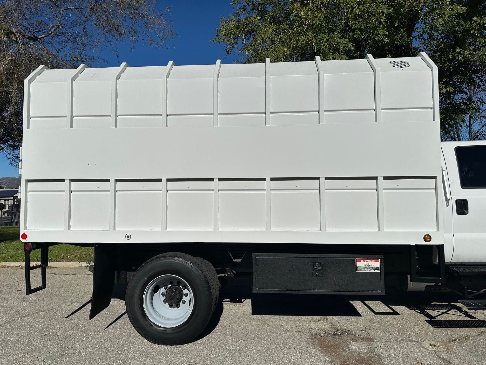 2015 FORD F650 SD Crew Cab Chipper Dump 13409 image 13