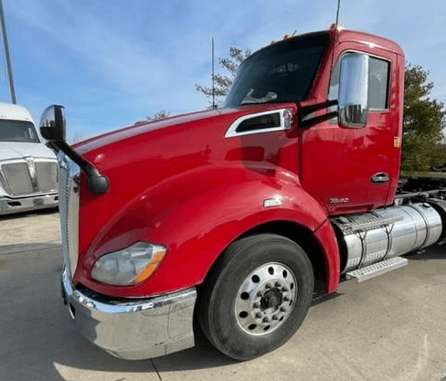 2020 Kenworth T680 image 2