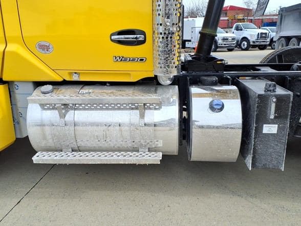 2026 Kenworth W990 image 9